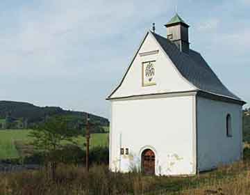 Kaple sv. Jeronýma v Heřmanovicích - pohled na kapli